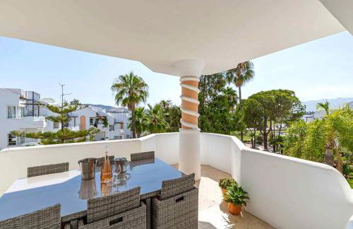 Stylish one bed apartment at Matchroom Country Club - Photo 17