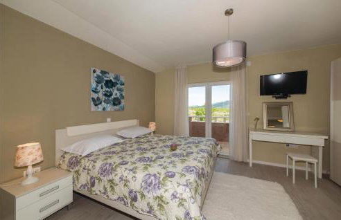 Awesome Home In Radosic - Foto 27