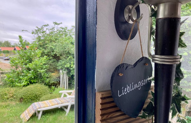 Beautiful Quiet 2 Persons Caravan on the Lauwersmeer - Foto 11