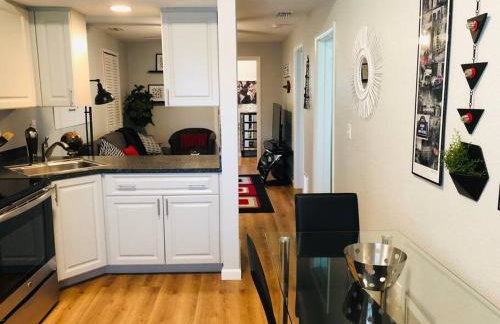 Downtown Dunedin! 2 bedroom 2 bath NO KIDS, NO PETS - Photo 35