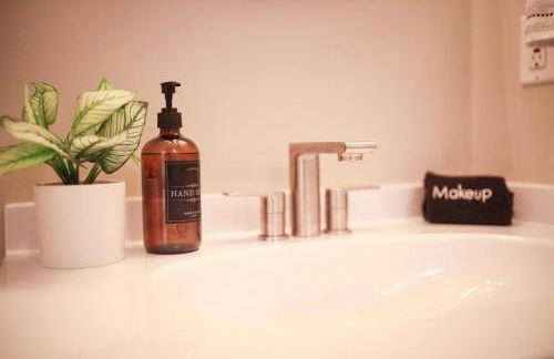 Sleeps 12! 5 BDRM-2 Kings,3 Queens-Deck & Patio-Mins to PI & Beaufort - Foto 39