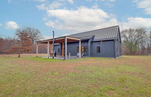 Walk to Lake! Modern Wisconsin Home with Patio - Foto 30