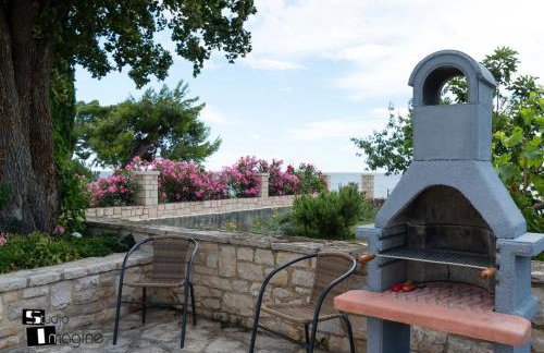 Charming stone cottage by the sea - Foto 46