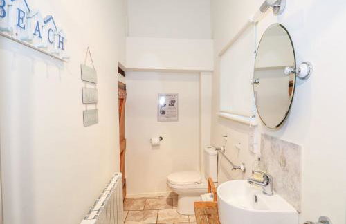 Beach Cottage - Photo 29