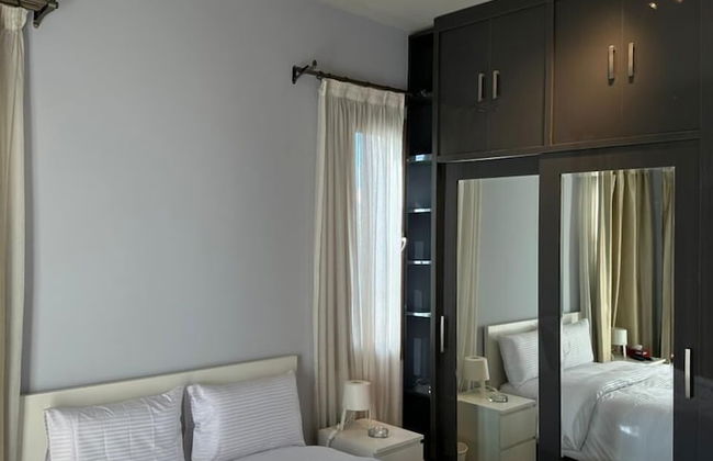 Villa with Pool-Allegria-Sheikh Zayed - Foto 2