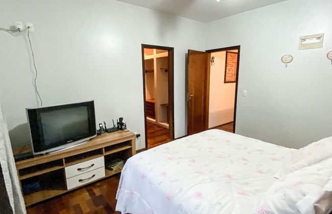 Casa confortável com churrasqueira na Granja Viana - Foto 3