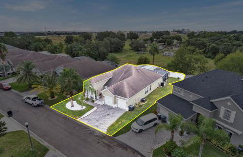 Gorgeous Family Home w Pool, pool Spa, BBQ, Game Room - Foto 1