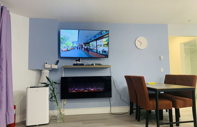 Lovely 1-Bedroom Condo with AC & Kitchen - Photo 1