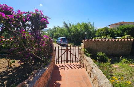 LA TERRAZZA SUL MARE - panoramic cottage overlooking sea and Caprera island in a quiet residential area - 150 mt from the sea - Photo 11