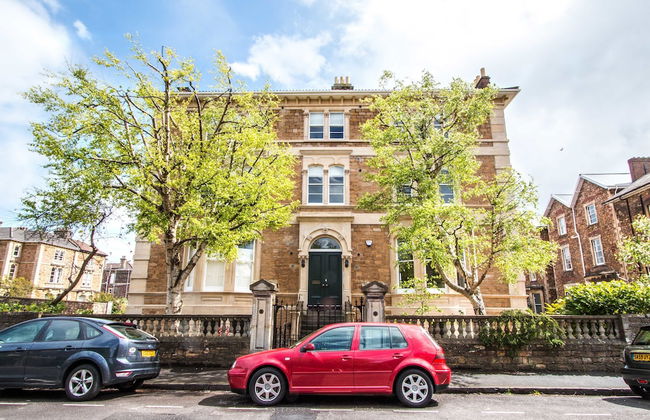 Your Stay Bristol Beaufort House - Foto 1