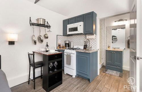 The Red Door Guesthouse - Cozy, Central and Quiet - Foto 12