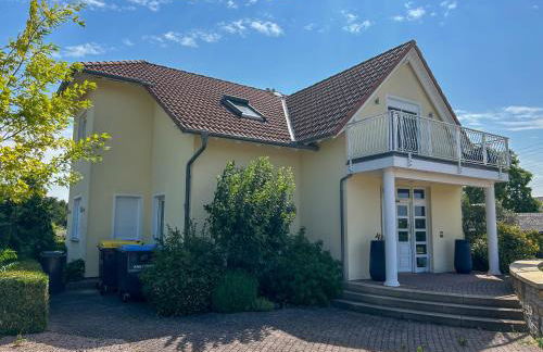 Villa am Weinberg mit Garten großzügig und exklusiv - Foto 3