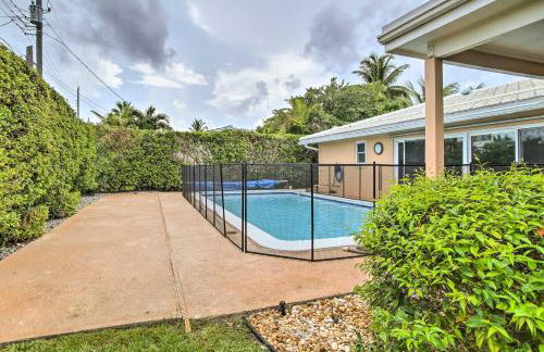 Riviera Beach Vacation Home with Pool Walk to Beach - Foto 28