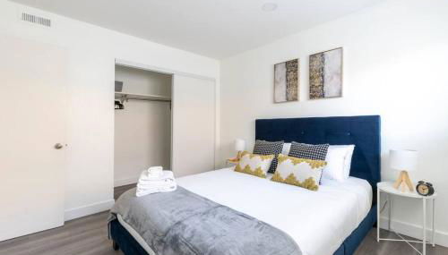 City Retreat Minutes to DT - Foto 5