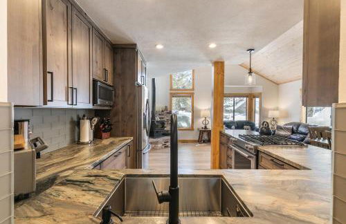 Kokanee at Tahoe Donner - Charming 3 BR - Pool Table - Fireplace - Amenity Access! - Foto 13