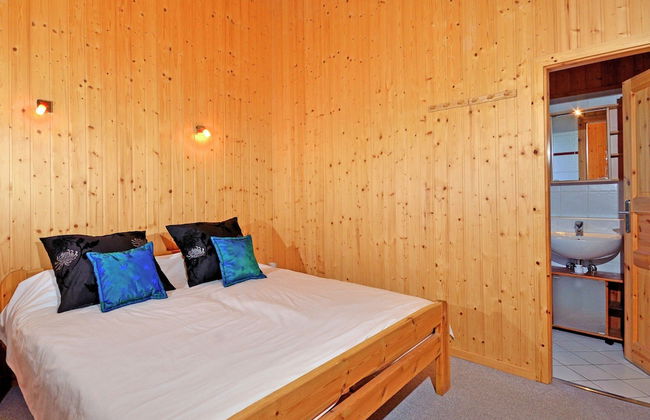 Luxurious Chalet in Riddes with Hot Tub - Foto 3