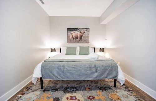 Luxury w/SoakTub* King with 3BR - Foto 33