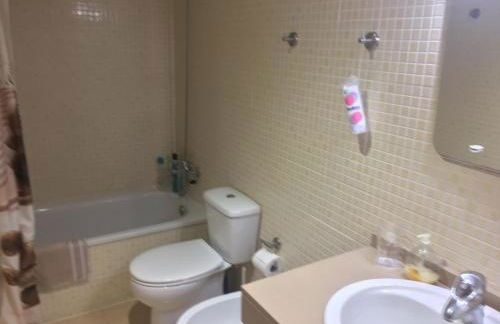 Bright & spacious 2BR in Fenals with pool view - Foto 18