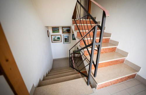 Lhousing - Tricamere con due bagni in centro - Foto 34