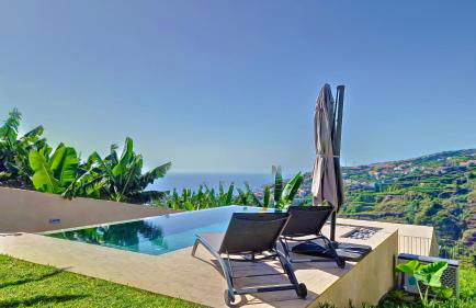 Serenity Valley Escape by LovelyStay - Photo 20