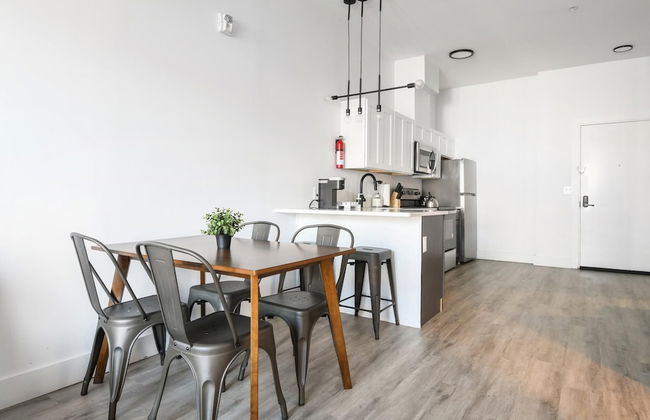 Luxury 1BR 30 Mins to Manhattan Evonify - Photo 4