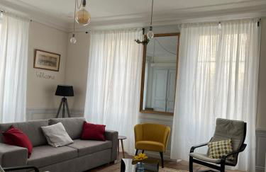 La Villa Louana 1 Appartement 160m2 sobriété,élégance en cœur de ville - Foto 6