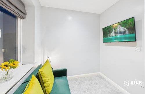 Refurbished 4-Bed, Open-Plan Living, Sleeps 10 - Foto 43