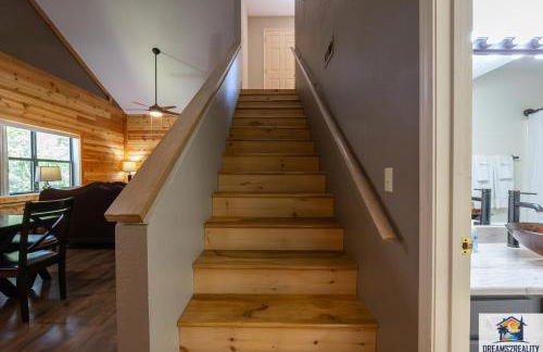 3BR Condo with Lake View - Trout Fishing - Playground - 2 Pools - Stairs Required - FREE TICKETS INCLUDED - PR69-9 - Foto 47