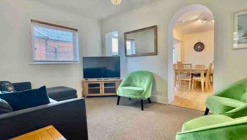 Captain's Quarters - Heart of Cowes - sleeps 11 - Foto 3