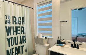 Spacious 6 Bedroom Home- Near Historic McKinney - Foto 12