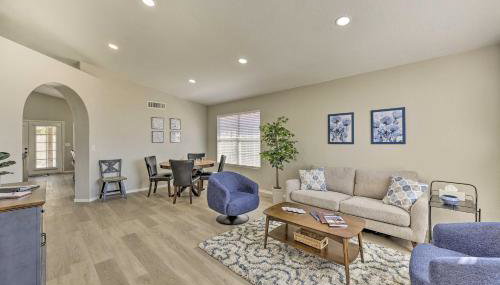 Patio and Fenced Yard Family Retreat in Phoenix! - Foto 4