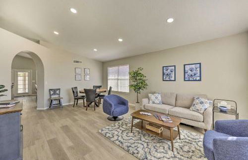 Patio and Fenced Yard Family Retreat in Phoenix! - Foto 4