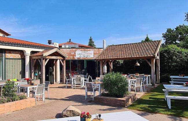 Nature-set Villa With Microwave Oven - Foto 24