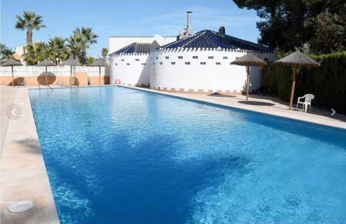 VILLA ARTEP Lujoso apartamento con piscina comunitaria - Foto 3