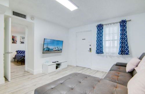 2B/2B, Free Parking, South Beach, 1 Block 2 Beach - Foto 16