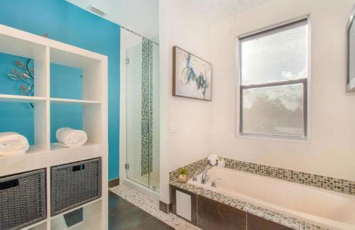 Dream House 5 Bedroom w/ Amazing Heated Pool - Foto 52