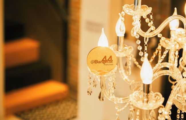 At 44 Bangrak - Photo 16