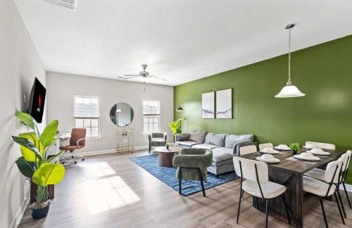 3BR Townhouse King Bed Garage Pineville - Foto 33