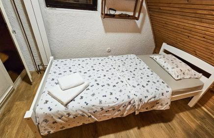 MALA KUĆA, Lič - Foto 9