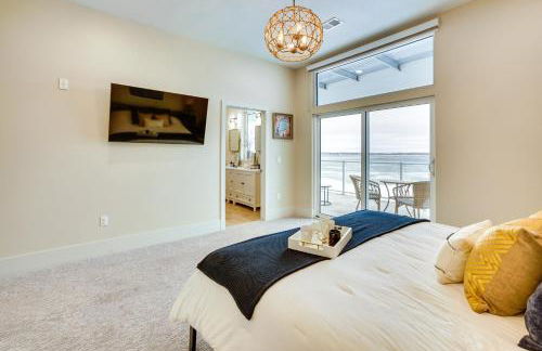 Waterfront Watertown Condo with Patio and Pool Access! - Foto 12