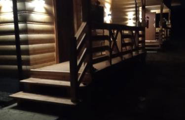 Domki nad rzeką w Komańczy - Foto 31