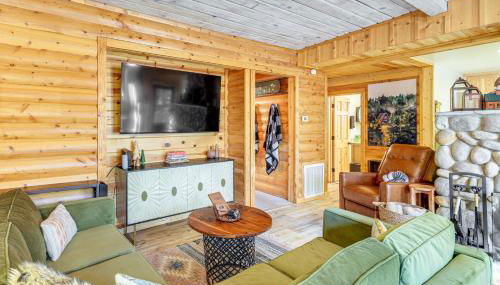 Walk to Golf, Lake Twain Harte Cabin with Fireplace - Photo 3
