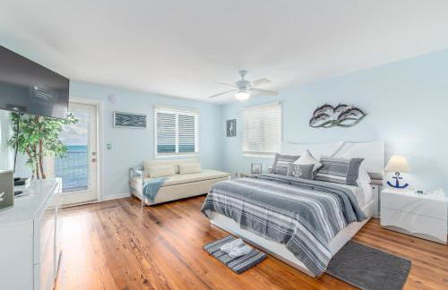 Heaven Can't Wait - Photo 33