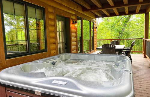 Skyview Treehouse by Amish Country Lodging - Photo 3