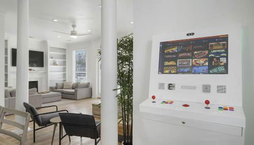 Lazy Bones - Vacation Home Near the Beach with Private Pool & Golf Cart - Foto 5