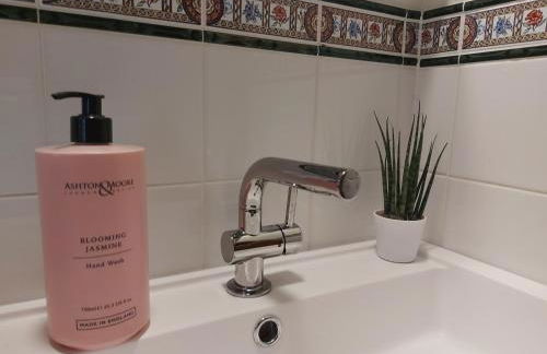 Thames Head Wharf - Historic Cotswold Cottage with Stunning Countryside Views - Foto 45