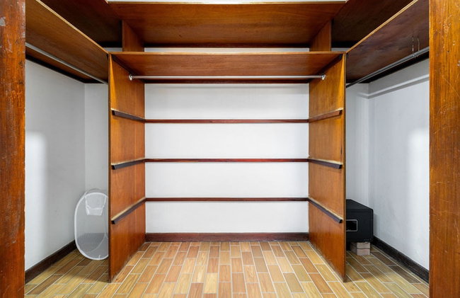 Spacious 4BR Villa Private Pool Cozy Location - Photo 22