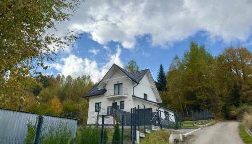 Między Wzgórzami Korbielów - Foto 1