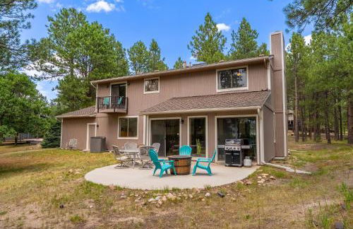 Spacious Comfort in Scenic Monument - Foto 65