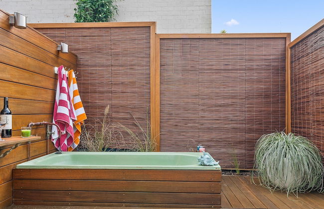 Woonona Stays - Photo 1